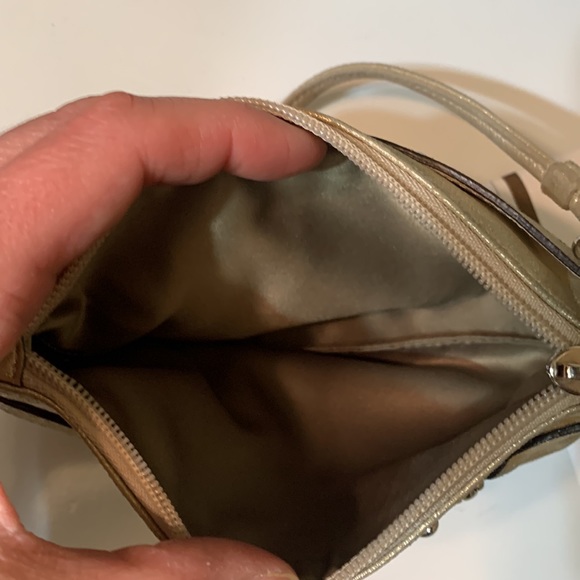 Coach gold leather wristlet - Picture 4 of 4